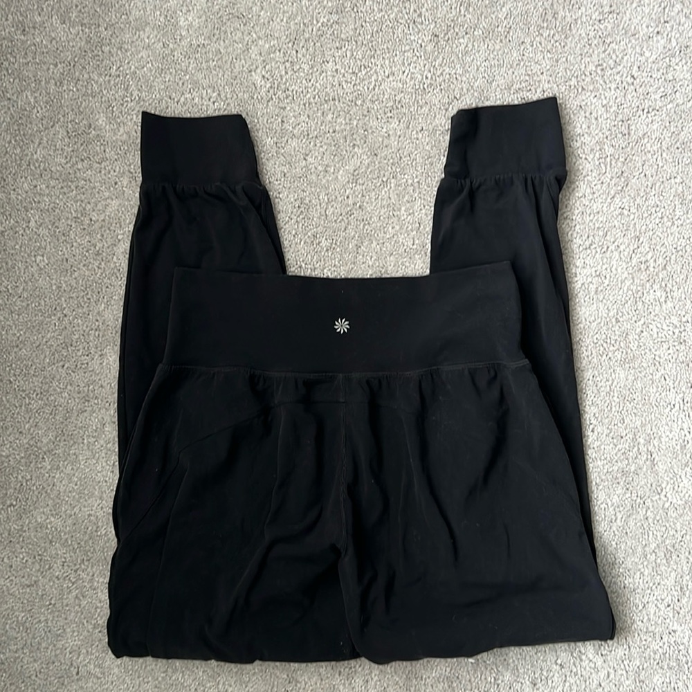 Athleta Salutation Jogger Black